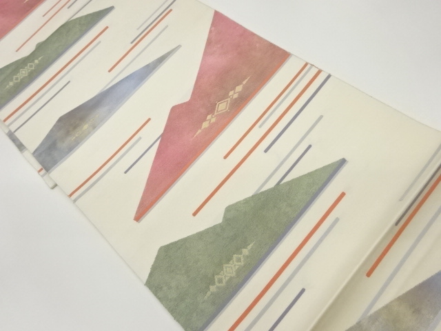 抽象山に霞・菱模様織出し袋帯